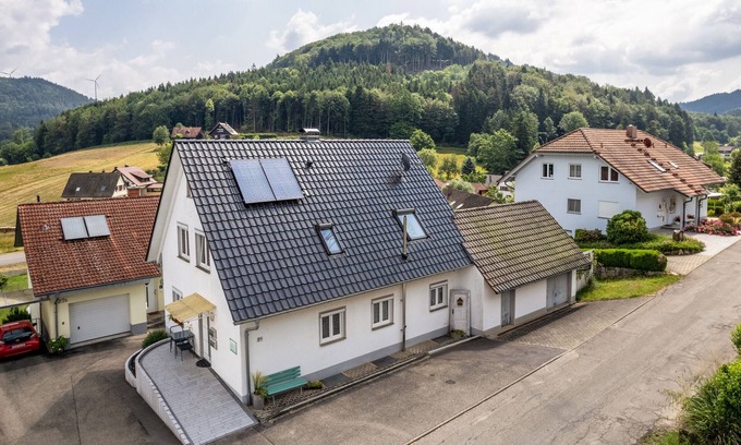 Ettenheim Apartment | Holiday Apartment 'Haus 23' with Mountain View, Shared Terrace and Wi-Fi