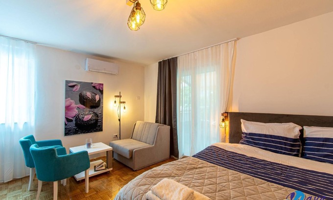 Velika Gorica Apartment | Holiday apartment Velika Gorica for 1 - 3 persons - Twin house