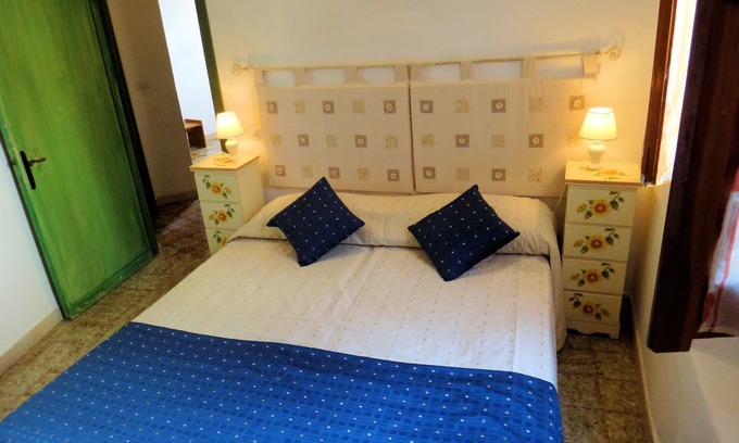 La Ciaccia Apartment | Holiday apartment - ideal f. Families and groups - a few steps from the sea
