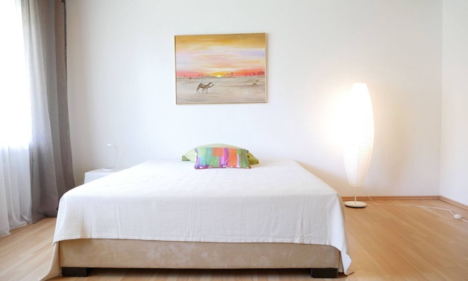 Urberg Apartment | Holiday Apartment 'Im Haus Vita' with Shared Terrace and Shared Garden