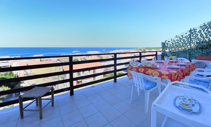 S'Archittu Apartment | Holiday Apartment Panorama Blu close to the Beach with Sea View, Open Terrace & Wi-Fi