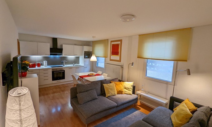 Neuendorf Apartment | Holiday Apartment 'Rheinblick Wohnung 2' with Shared Terrace, Shared Garden and Wi-Fi