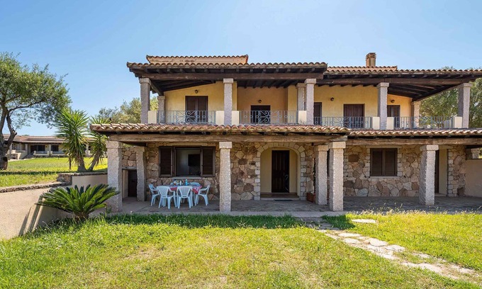 Siniscola Apartment | Holiday apartment surrounded by nature