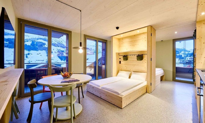 Adelboden Apartment | Holiday apartment with balcony and ski room