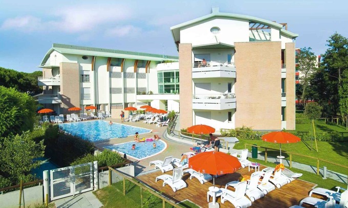 Bibione Pineda Apartment | Holiday apartment with balcony and air conditioning