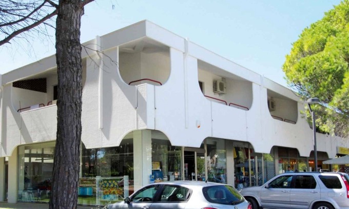 Bibione Pineda Apartment | Holiday apartment with balcony and air conditioning