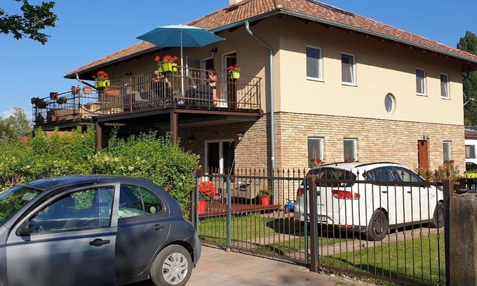 Zamardi Apartment | Holiday apartment Zamárdi for 1 - 6 persons with 4 bedrooms - Twin house