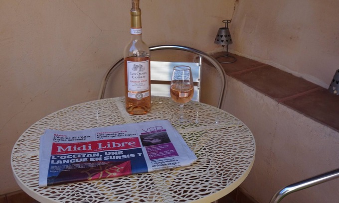 Pezenas Apartment | Holiday bliss romantic town - LES VOLETS VERTS - OUR COSY HOUSE