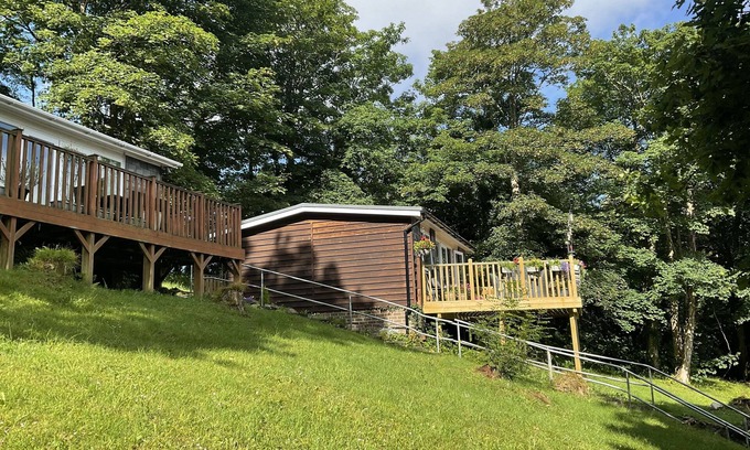 Bont Newydd Ski Chalet | Holiday Cabin Sleeps 5 Glan Gwna Holiday Park