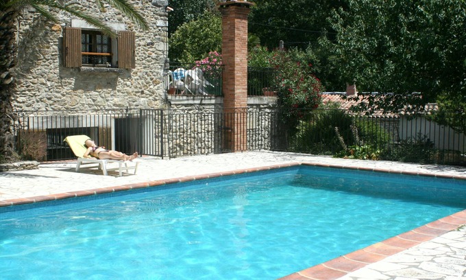 Saint-Marcel-d'Aredeche House | Holiday Home 'La Maison De Yana' with Private Pool, Shared Terrace and Wi-Fi
