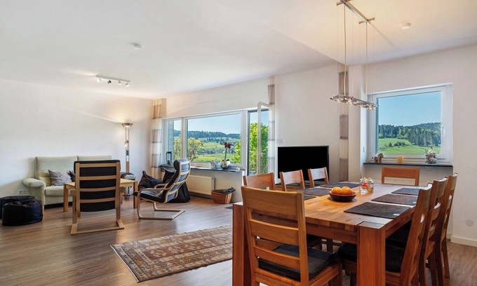 Bernau House | Holiday Home 'Kiliani' with Mountain View, Private Terrace and Wi-Fi