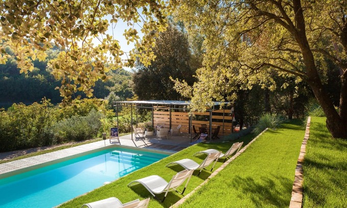 Pernes-les-Fontaines Other | Holiday house Pernes les Fontaines for 1 - 8 persons with 4 bedrooms - Holiday home