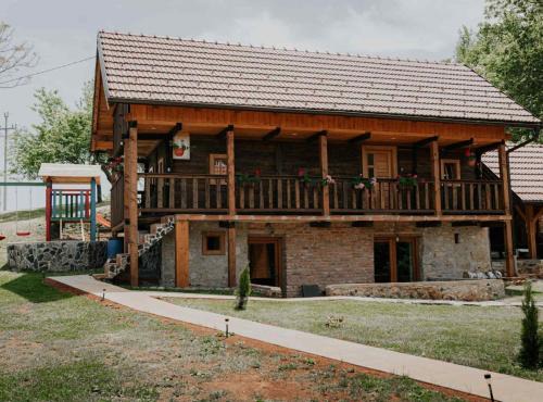 Ribnik House | Holiday Home Šapat Šume