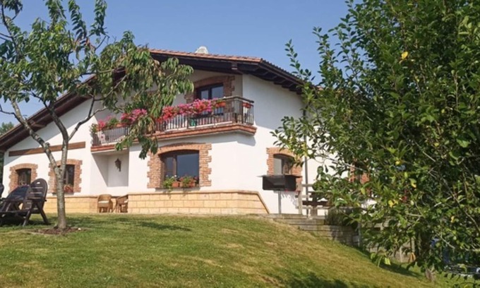 Cuadrovena Cottage | Holiday home, 10 persons, Asturias, Northern Spain