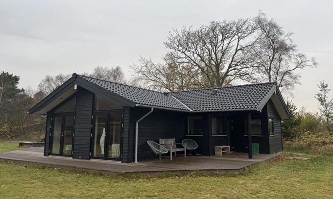Hou House | Holiday Home Angelie - from the sea by Interhome