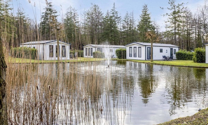Ede Ski Chalet | ✓ Holiday home at Bospark Ede ✓ Holiday home for 4 persons ✓ Located in Ede (Gelderland) ✓ Holiday park on the Veluwe ✓ Book directly through the park