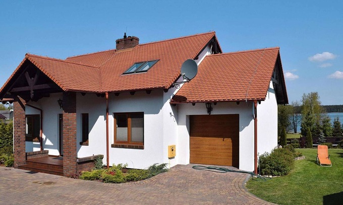 Lipnica House | holiday home at the lake in Kiedrowice