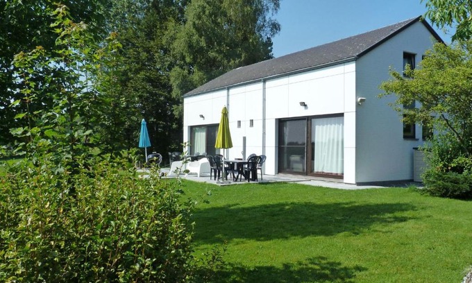 Buetgenbach House | Holiday Home Au bord du Lac 1 by Interhome