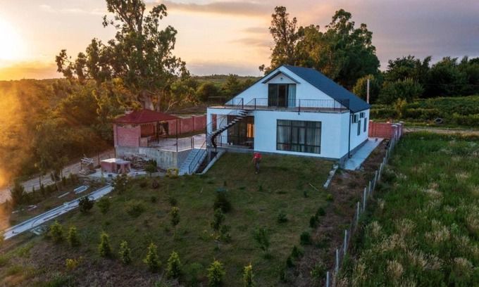 Tsqaltubo House | Holiday Home Becho