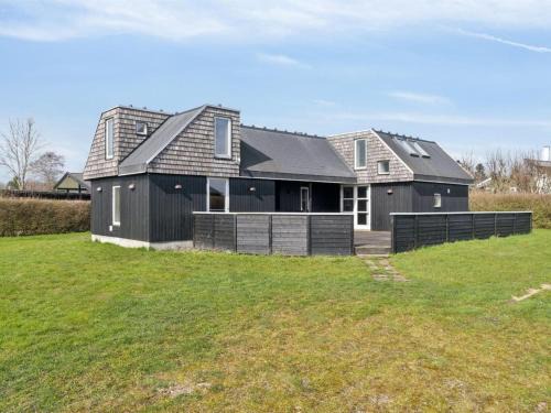 Ronde House | Holiday Home Belinda - 300m from the sea by Interhome