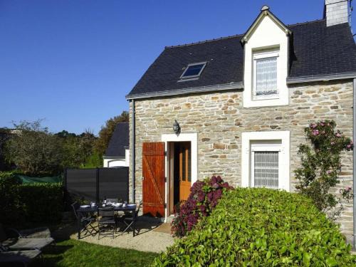 La Foret-Fouesnant House | Holiday Home by Kerleven Beach, France