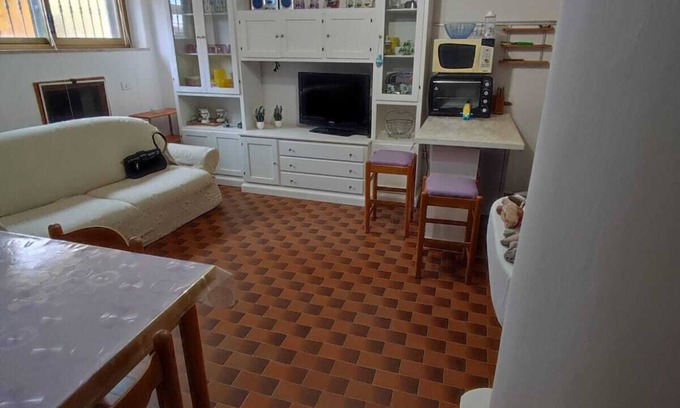 Lu Bagnu House | Holiday Home 'Casa Al Mare Lu Bagnu' with Private Terrace