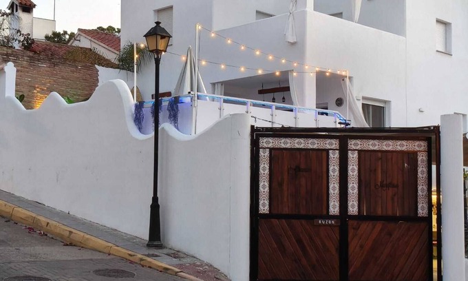Punta Umbria House | Holiday Home 'Casa Alhamar' with Private Pool, Wi-Fi and Air Conditioning
