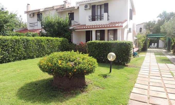 Sarroch House | Holiday Home Casa Viola