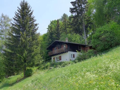 Eischoll House | Holiday Home Chalet Ninette by Interhome