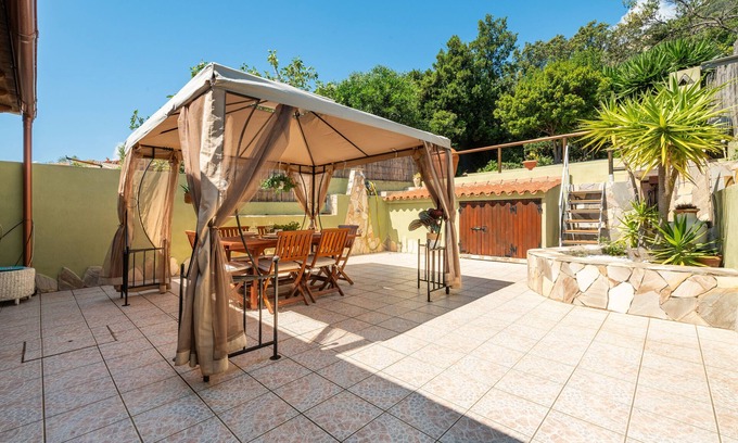 Costa Rei House | Holiday Home 'Claudia' with Private Terrace, Wi-Fi and Air Conditioning