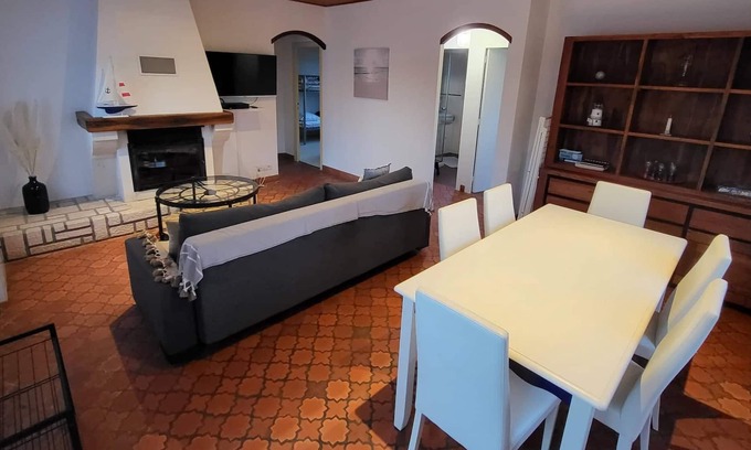Angles House | holiday home close to the sea and amenities, ideal for families