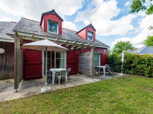 Saumur House | Holiday Home Cottage Confort 4 Pers- by Interhome