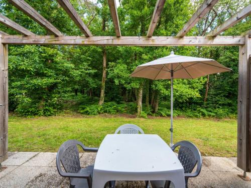 Saumur House | Holiday Home Cottage Privilège-2 by Interhome