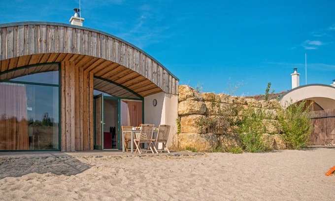 Grossposna House | Holiday Home Dünenhaus Familia Comfort by Interhome