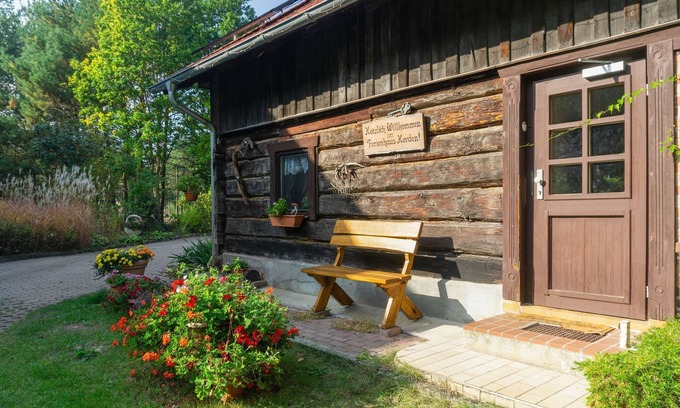 Schmogrow House | Holiday home in the forest.