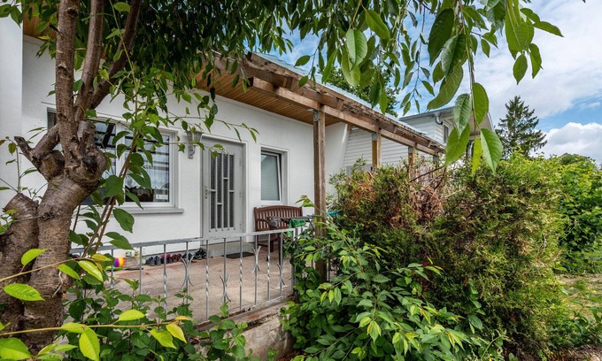 Bungalowdorf an der Talsperre House | Holiday Home '145' with Private Terrace and Private Garden