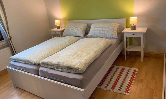 Dornum House | Holiday Home 'Deichperle Tini' with Shared Terrace and Wi-Fi