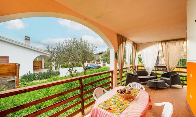 Olia Speciosa House | Holiday Home 'Diego' with Mountain View, Private Terrace and Air Conditioning