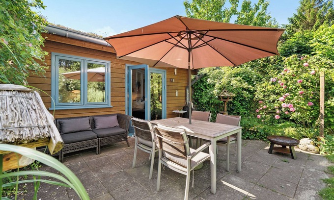 Dollrottholz House | Holiday Home 'Dollrott' with Private Terrace, Private Garden and Wi-Fi