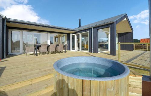 Lyngsbæk Strand House | Holiday Home Ebeltoft With A Fireplace 9