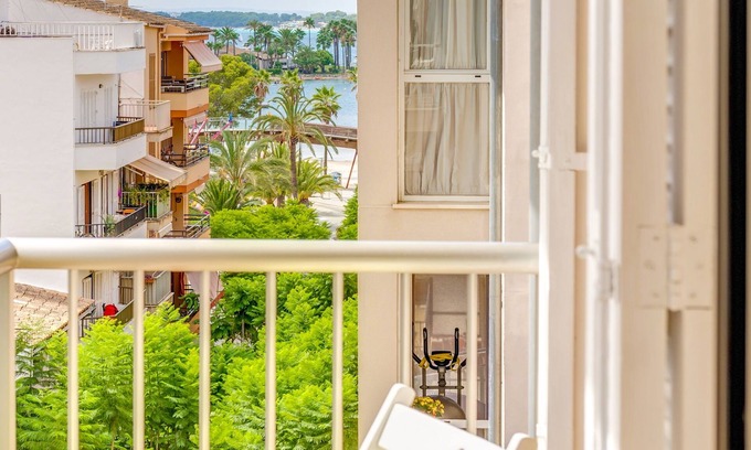 Alcudia House | Holiday Home Can Jaume with Sea View, Wi-Fi, A/C & Balcony