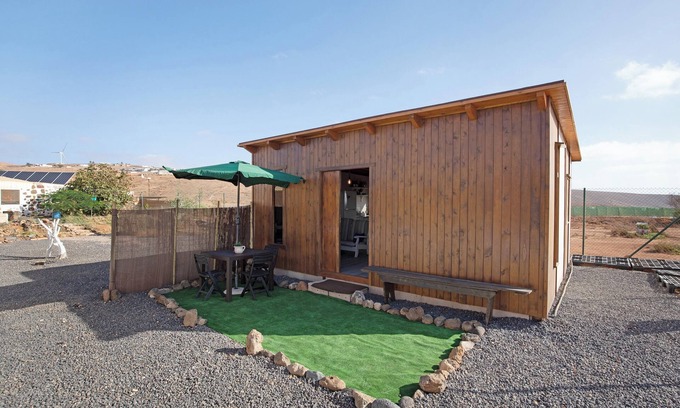 Puerto del Rosario House | Holiday Home "Casa Barranco de la Sal" with Mountain Views and Private Terrace