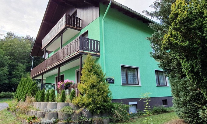 Zorge House | Holiday Home 'Ferienhaus Erika' with Private Terrace, Private Garden and Wi-Fi