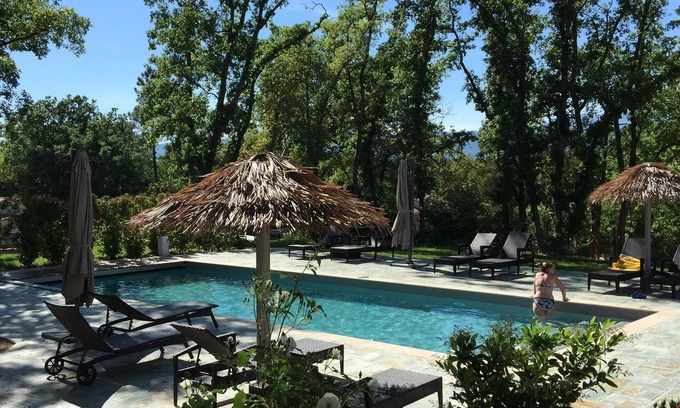 Montauroux House | Holiday Home for 4 with pool