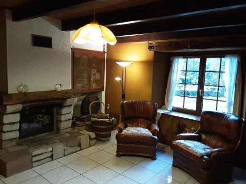 La Chapelle-aux-Bois House | Holiday Home in La Chapelle with Garden, cleaning included