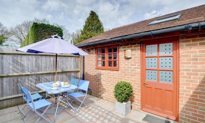Abbess Roding House | Holiday Home Goldy by Interhome