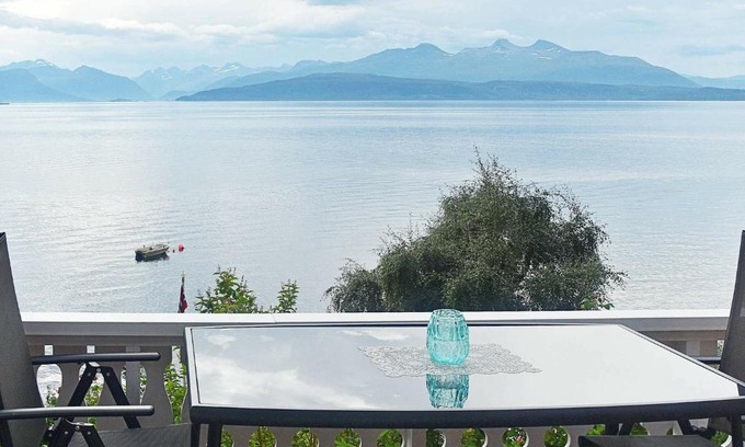 Molde House | Holiday Home Hansbakken