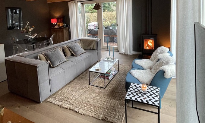 Sint Nicolaasga House | Holiday home in a beautiful location
