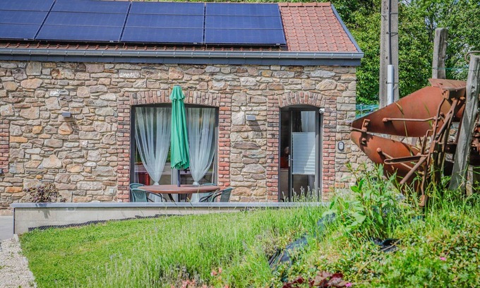 Manhay House | Holiday Home in Ardennes with Garden BBQ