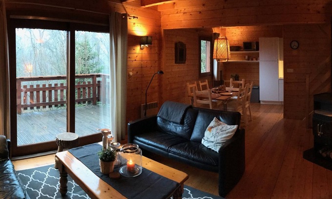 Plantades House | Holiday Home in Auvergne near Lake